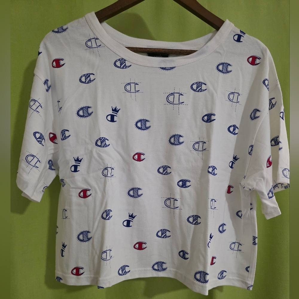 Champion Graphic Logo Cropped T-shirt - Picture 2 of 11